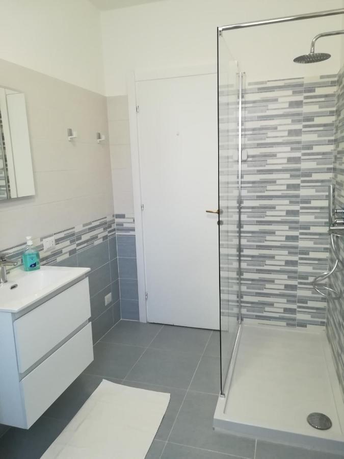 Appartamento Casa di Roberta Albiate Esterno foto